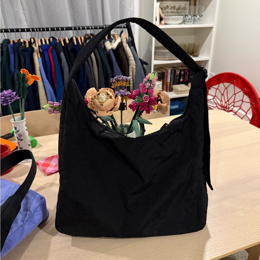 Baggu Shoulder Bag
